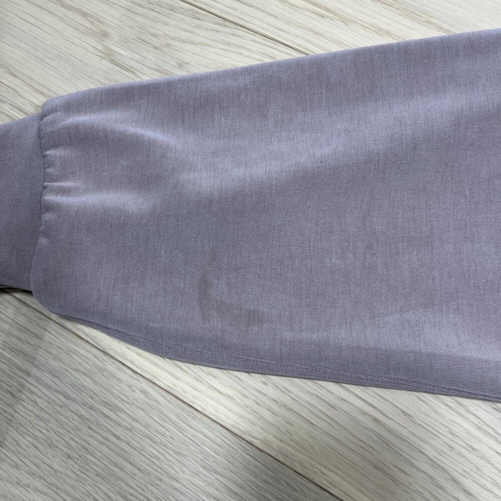 Womens Lululemon Peloton Softstreme Perfectly Oversize Crop Sweatshirt - Picture 6 of 16